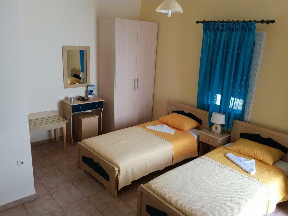 Ninemia Studios Serifos Island Exterior foto